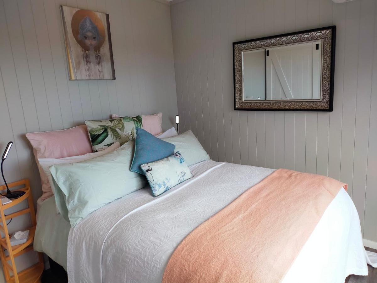 Secluded, Private Rural Retreat Mins From Warkworth -"Avondale" Minihouse别墅 外观 照片